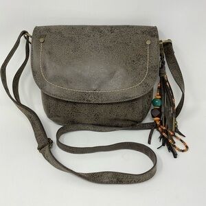 T-Shirt & Jeans Crossbody Purse By‎ Buckle